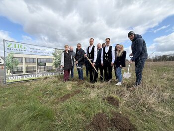 Erster Spatenstich ZHG Natberger Feld