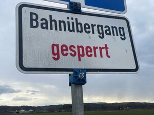 Sperrung Bahnübergang Lange Lichtsweg