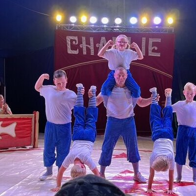 Zirkus4 Starke lustige Kerle gesamt